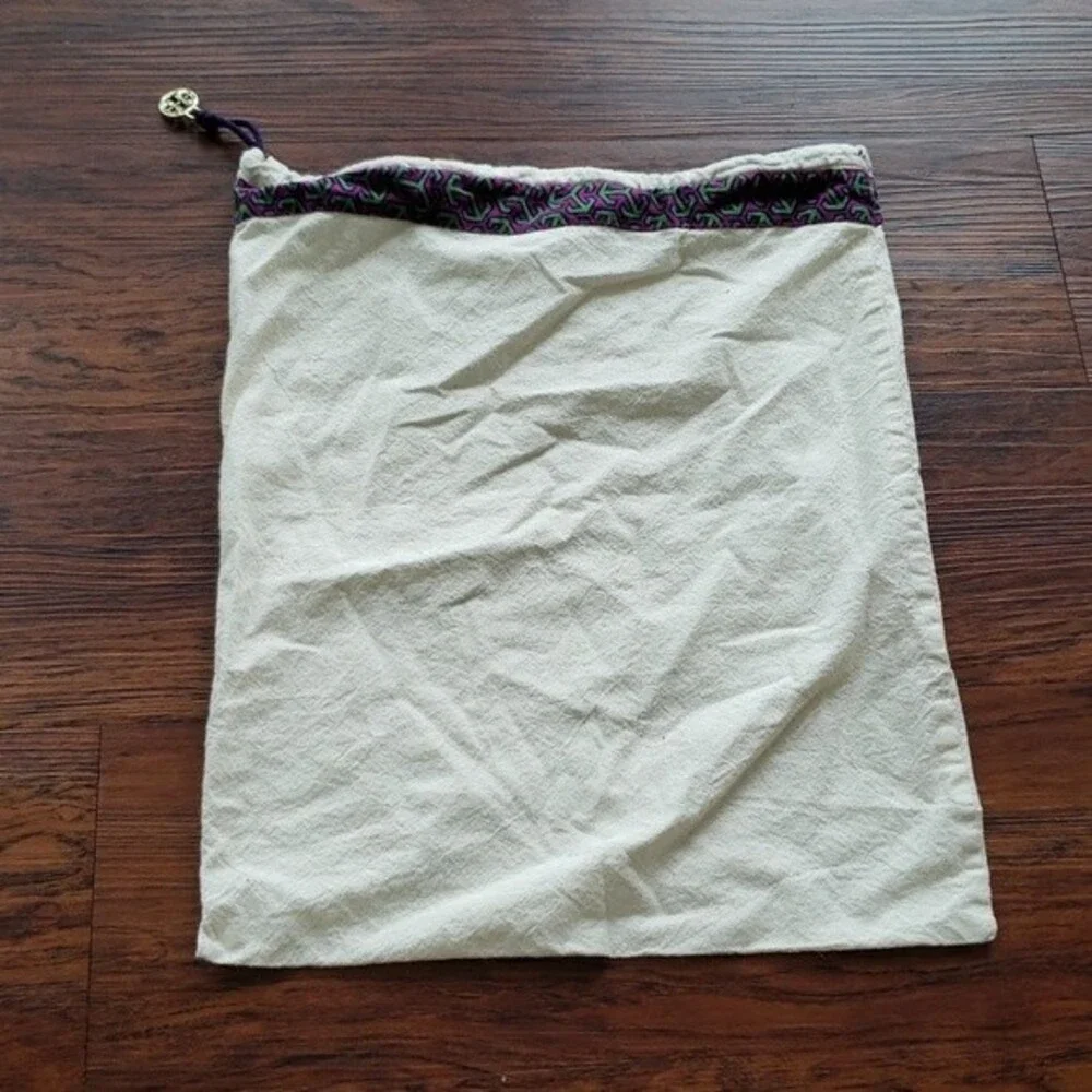 Tory Burch Gold Charm Chic Feminine Pull String Dust Bag Size 15.5 x 13